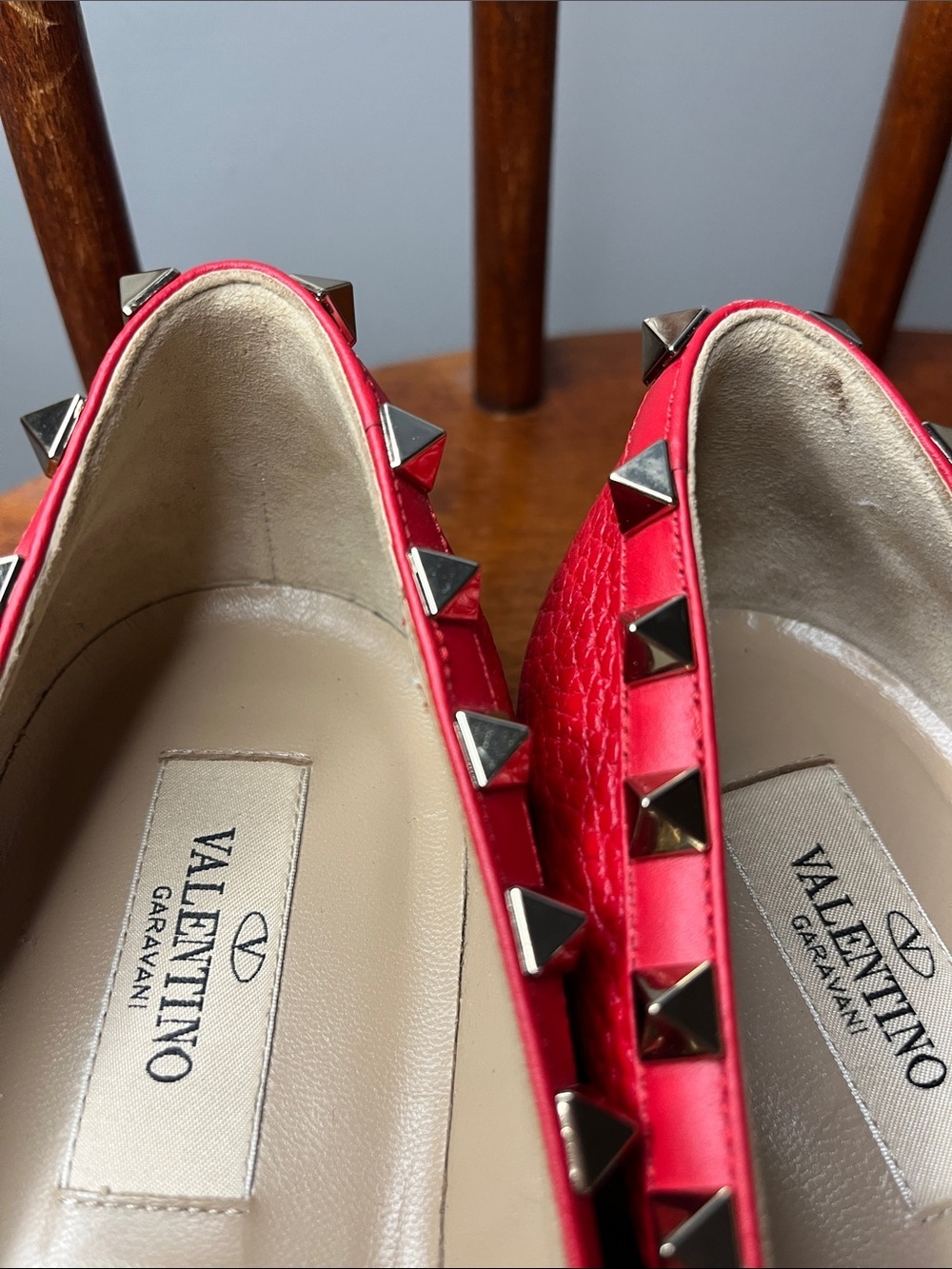 Valentino Garavani Rockstud Pointed Toe Ballerina Flats Red Size 37.5 - Picture 6 of 11